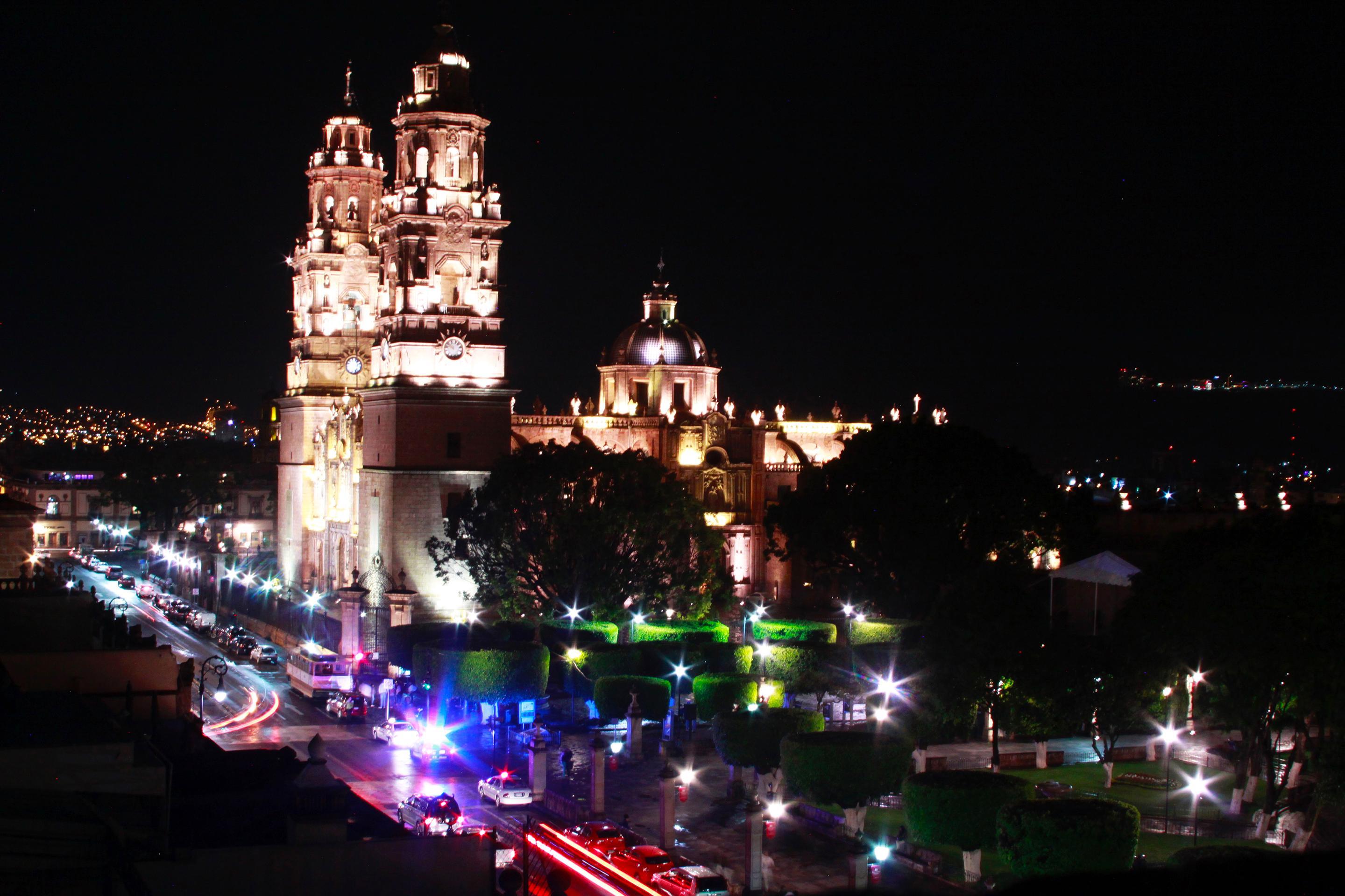 Hotel Alameda Centro Historico Morelia Kültér fotó